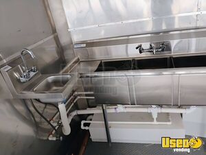 2024 Kitchen Food Trailer Triple Sink Texas for Sale