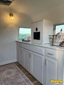 2024 Mid-sized Photo Booth Truck/trailer Insulated Walls New York for Sale