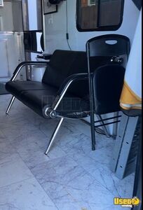 2024 Mobile Barbershop Mobile Hair & Nail Salon Truck Exterior Lighting California for Sale
