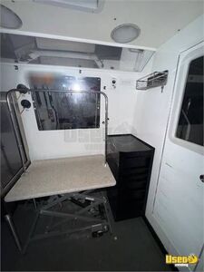 2024 Mobile Dog Grooming Van Pet Care / Veterinary Truck Water Tank Rhode Island for Sale