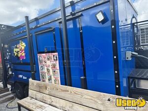 2024 Premium 18ft Foid Trailer Kitchen Food Trailer Stainless Steel Wall Covers Texas for Sale