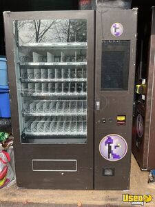 2024 S770-60c Other Snack Vending Machine New Jersey for Sale