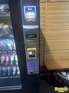 2024 Seaga Combo Vending Machine (5-wide, Refrigerated) Seaga Vending Combo 3 California for Sale