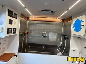 2024 Sprinter 2500 Pet Care / Veterinary Truck Solar Panels Alabama Diesel Engine for Sale