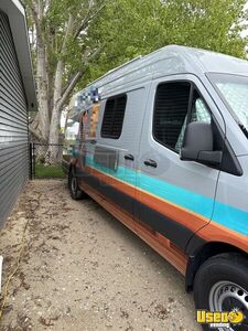 2024 Sprinter All-purpose Food Truck Air Conditioning Wyoming Diesel Engine for Sale