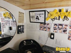 2024 Sprinter Mobile Hair & Nail Salon Truck Shore Power Cord North Carolina Diesel Engine for Sale