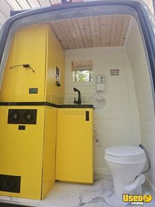 2024 Sprinter Mobile Hair & Nail Salon Truck Surveillance Cameras North Carolina Diesel Engine for Sale