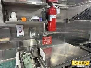2025 14' Workhorse Kitchen Food Trailer Exterior Customer Counter California for Sale