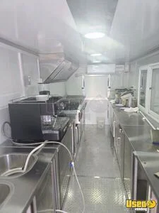 2025 16' Commercial Food Trailer New Build Food Trailer Removable Trailer Hitch Connecticut for Sale