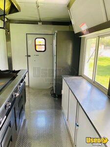 2025 24h8 Concession Trailer Diamond Plated Aluminum Flooring Texas for Sale