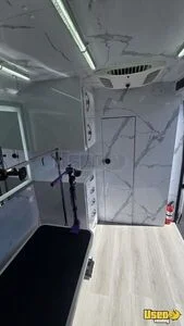 2025 2500 Pet Care / Veterinary Truck Electrical Outlets Florida for Sale
