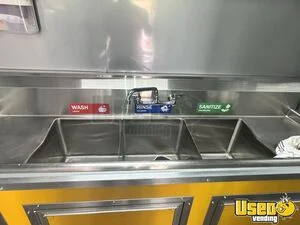 2025 8.5 X 24ta Kitchen Food Trailer Exhaust Fan Massachusetts for Sale