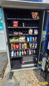 2025 Wittern FSI USI  Snack Drink Combination Vending Machine For Sale in Texas!