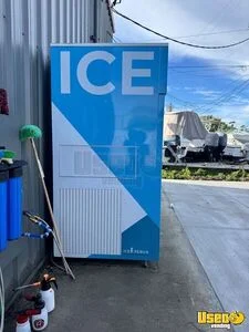 2025 Cro-450 Other Ice Vending Machine 2 Florida for Sale