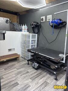 2025 Dog Grooming Trailer Pet Care / Veterinary Truck Insulated Walls Arkansas for Sale