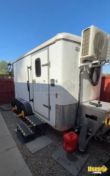 2025 Dual Axle Mobile Hair & Nail Salon Truck California for Sale