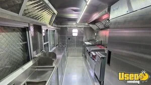 2025 Kitchen Food Trailer Stainless Steel Wall Covers Texas for Sale