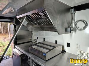 2025 Kitchen Trailer Kitchen Food Trailer Stainless Steel Wall Covers Maine for Sale