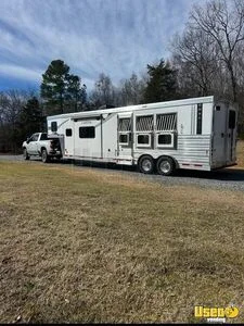 Well Maintained - 2025 Lakota Charger Living Quarters Horse Trailer for Sale in North Carolina!