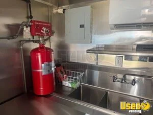 2025 Mobile Kitchen Trailer Kitchen Food Trailer Diamond Plated Aluminum Flooring Tennessee for Sale
