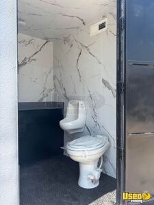 2026 Bathroom Trailer Restroom / Bathroom Trailer Hand-washing Sink Texas for Sale