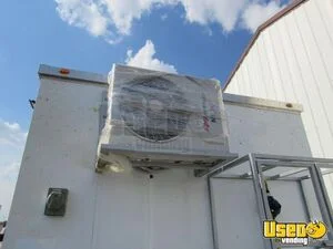 2026 Remoloques Kitchen Food Trailer Diamond Plated Aluminum Flooring Ohio for Sale