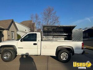 2500 Lunch Serving Food Truck Missouri Gas Engine for Sale