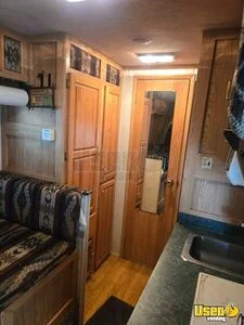 3 Horse Living Quarters Trailer 3-horse Lq Trailer Kitchen Sinks Kentucky for Sale