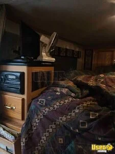3 Horse Living Quarters Trailer 3-horse Lq Trailer Stereo/radio Kentucky for Sale