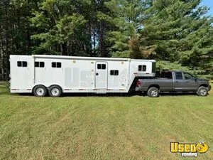 2002 All Aluminum Extreme SX 3 Horse Living Quarters Trailer for Sale in Michigan!