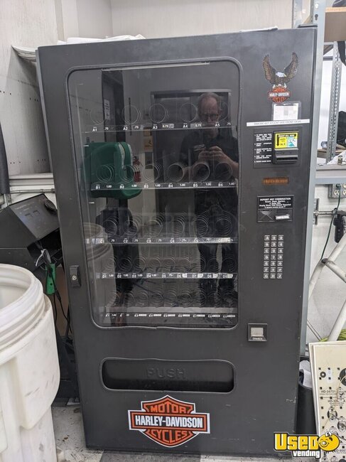 3076 Usi Snack Machine California for Sale