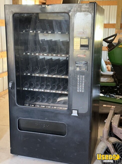 3076 Usi Snack Machine Nebraska for Sale