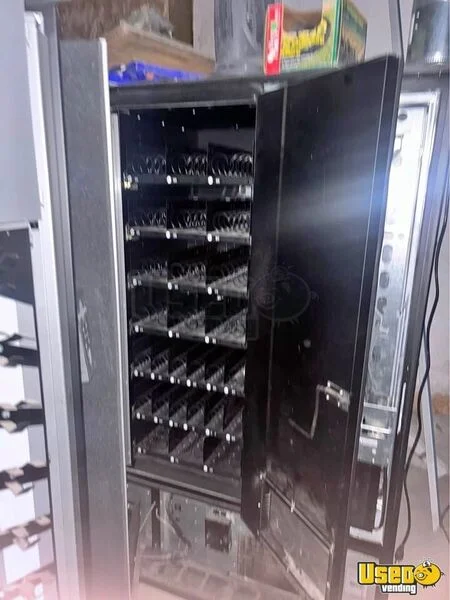3155b Usi Snack Machine Wyoming for Sale