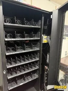 3574 Usi Snack Machine 3 California for Sale