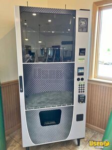 Wittern FSI USI Futura 3589 Snack and Drink Combo Vending Machine For Sale in Pennsylvania!