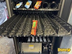 39 Combo Ams Combo Vending Machine 19 New York for Sale