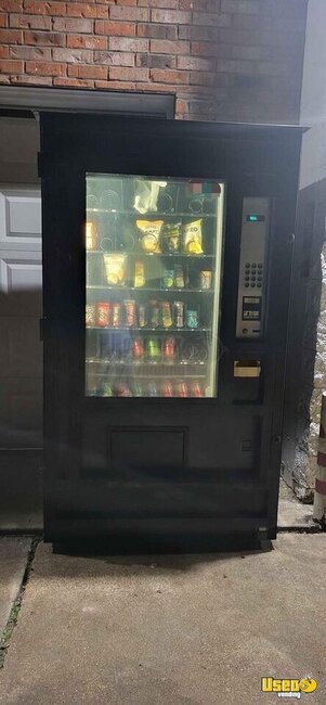 39 Vcb Ams Combo Vending Machine Arkansas for Sale