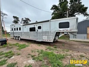 Well Maintained - 2017 Bloomer 4 Horse Trailer with Living Quarters for Sale in Nebraska!