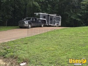 2018 38' Merhow 4 Horse Slant Living Quarters Horse Trailers for Sale in Tennessee!