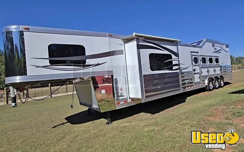 4-horse Lq Trailer Texas for Sale