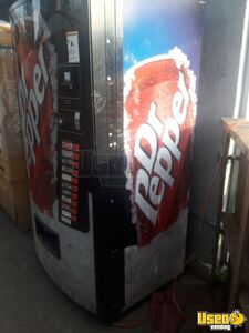 511dpd00013 Vendo Soda Machine 5 California for Sale