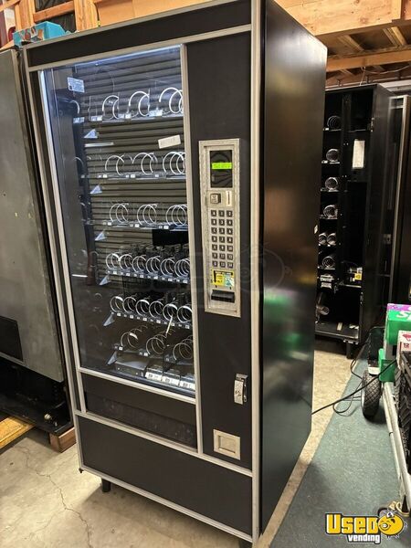 6600 Automatic Products Snack Machine California for Sale