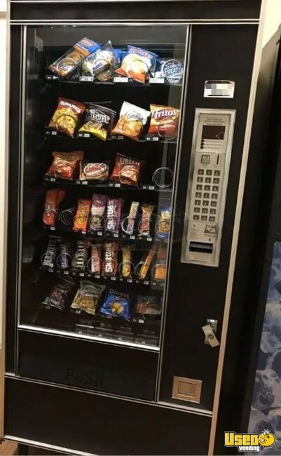 6600 Automatic Products Snack Machine South Carolina for Sale