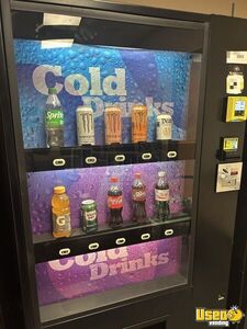 721 Vendo Soda Machine 6 Texas for Sale