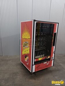 7600 Automatic Products Snack Machine 3 California for Sale