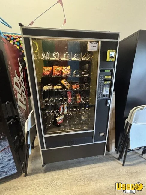 896 Automatic Products Snack Machine Maryland for Sale