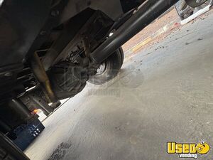 95 Npr Catering Food Truck Insulated Walls California Diesel Engine for Sale