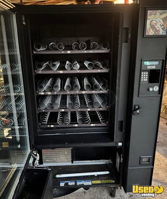 960 Crane National Snack Machine 2 Texas for Sale