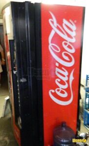 A-vend, Coca Cola Other Snack Vending Machine 4 Pennsylvania for Sale