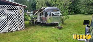 Vintage - 1973 28' Airstream Argosy Trailer Tiny Home on Wheels for Sale in New York!